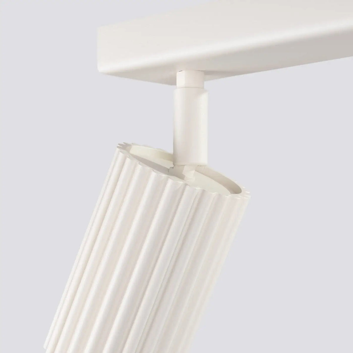 Plafonnier 2 Spots Orientables Beige Cannelé - Dalumea - vue 7