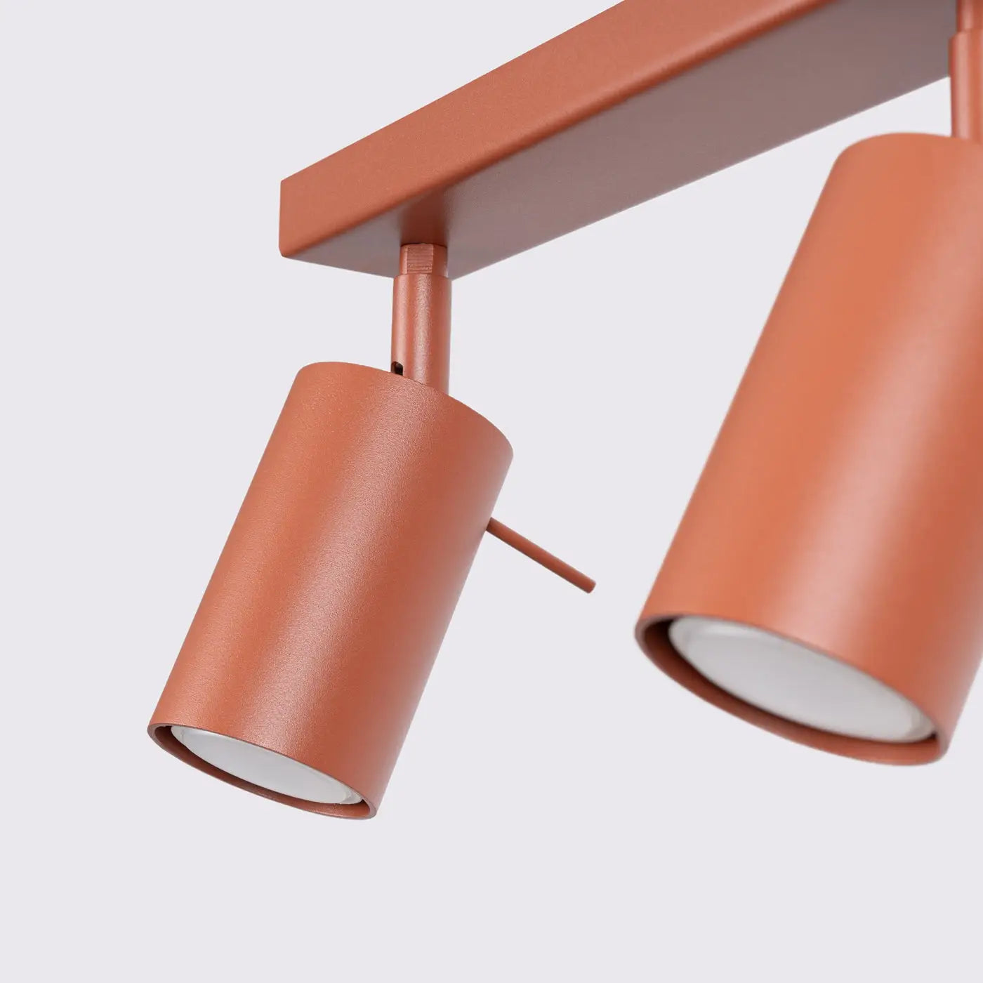 Plafonnier 2 Spots Orientables Rouge Ocre - Dalumea - vue 4