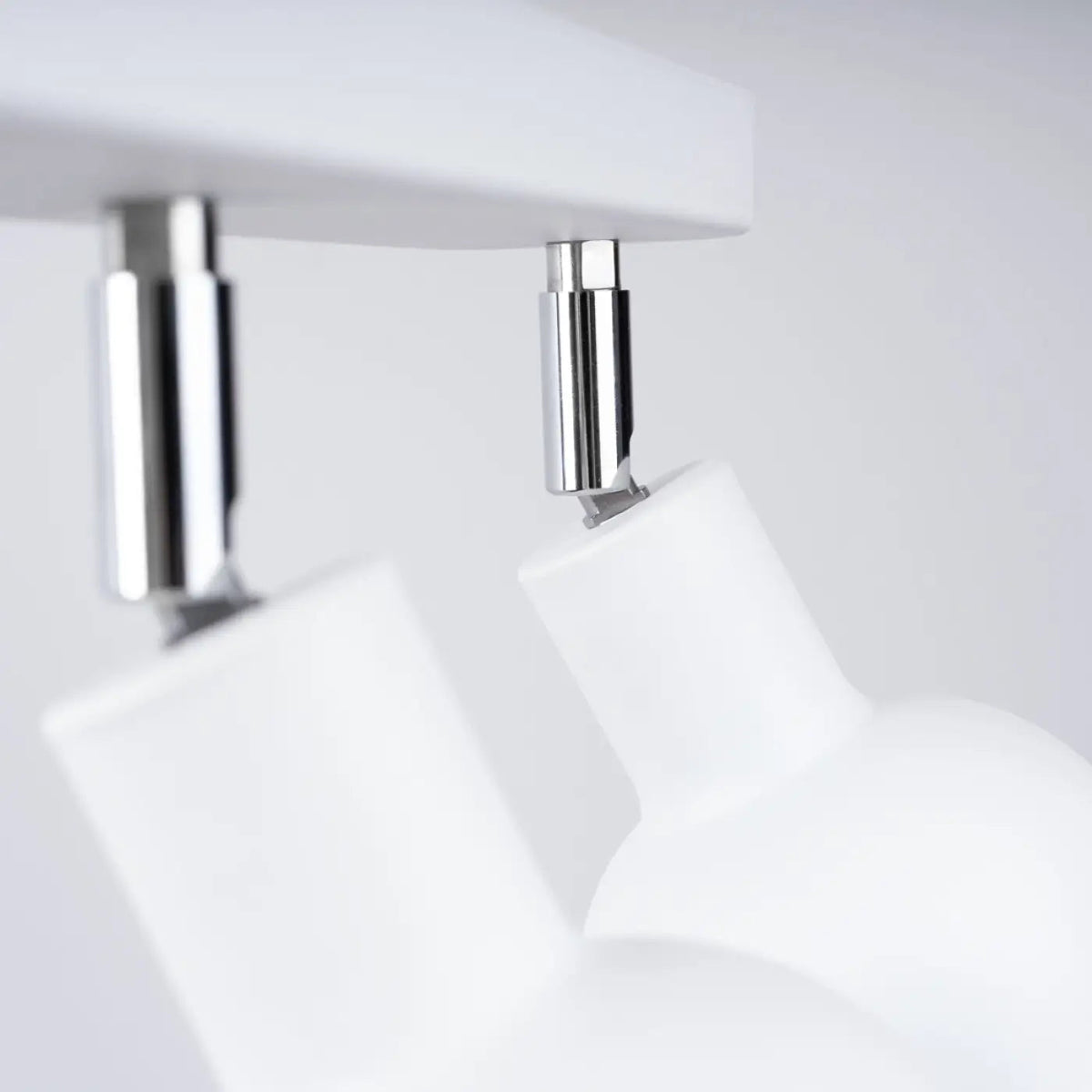 Plafonnier 3 Spots Orientables Platine Chromée Blanc - Dalumea - vue 9