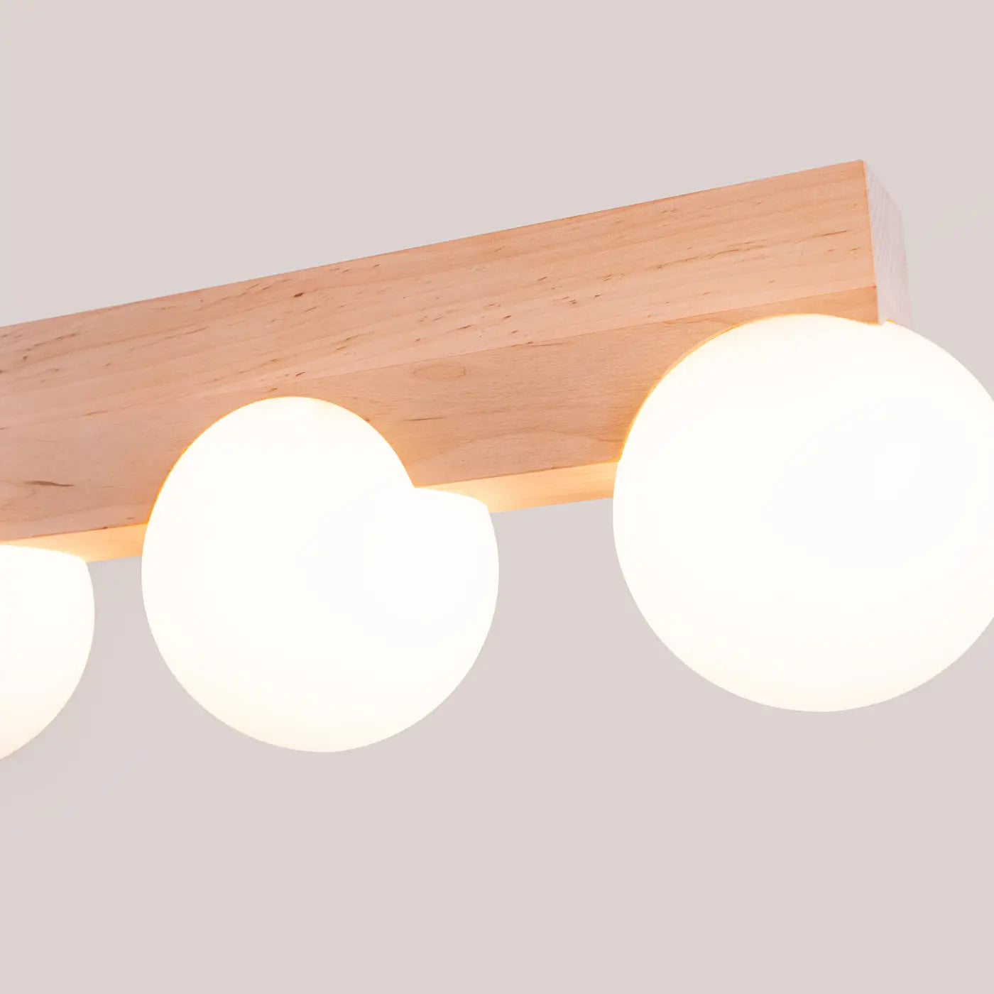Plafonnier Bois 3 Globes Opalins - Dalumea - vue 3