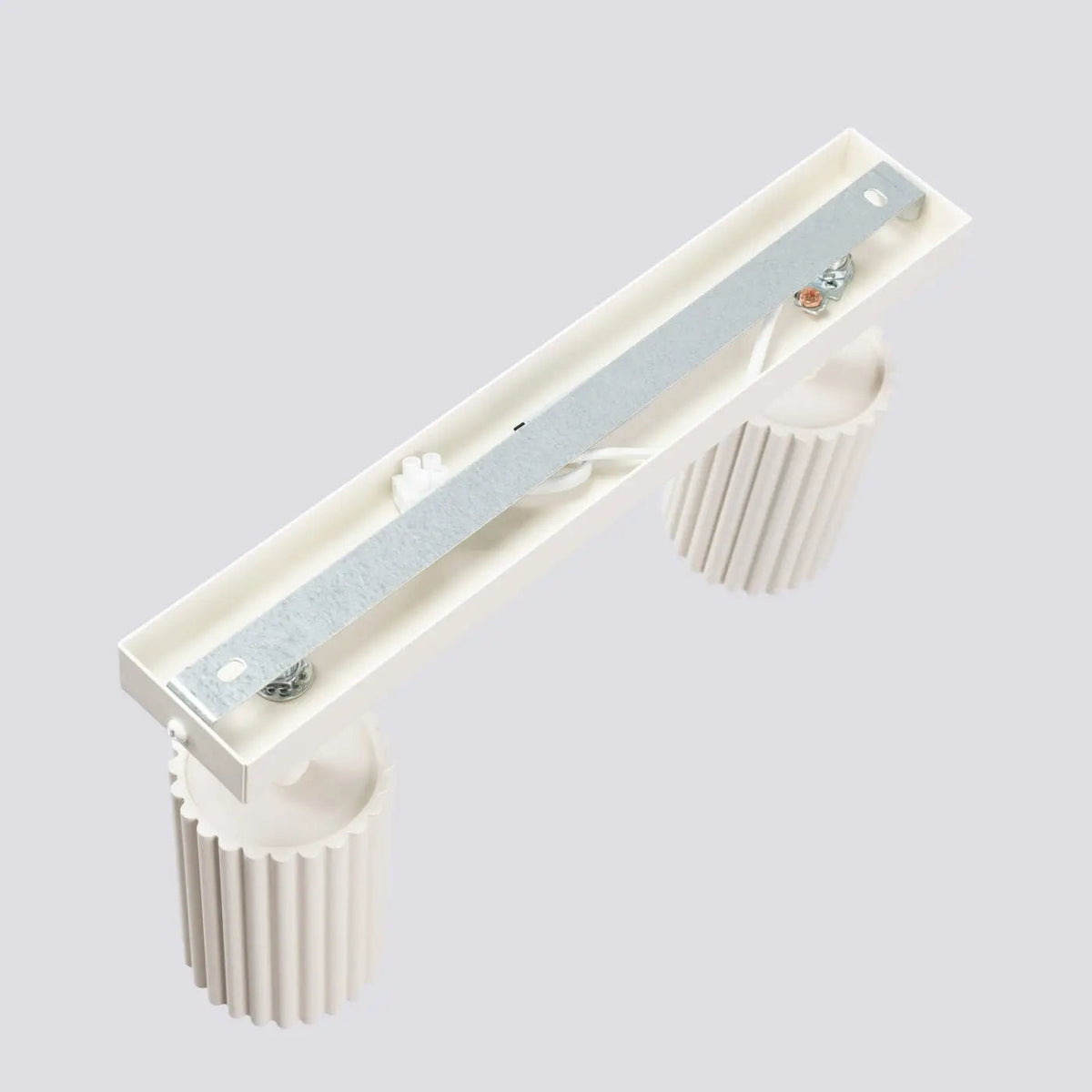 Plafonnier 2 Spots Orientables Beige Cannelé - Dalumea - vue 5