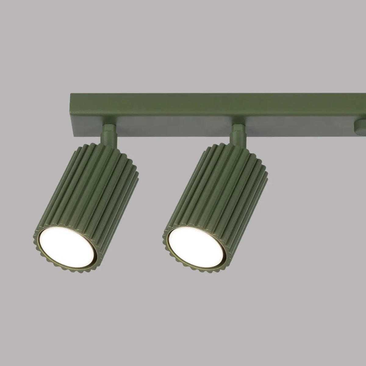Plafonnier 6 Spots Orientables Vert Olive - Dalumea - vue 5