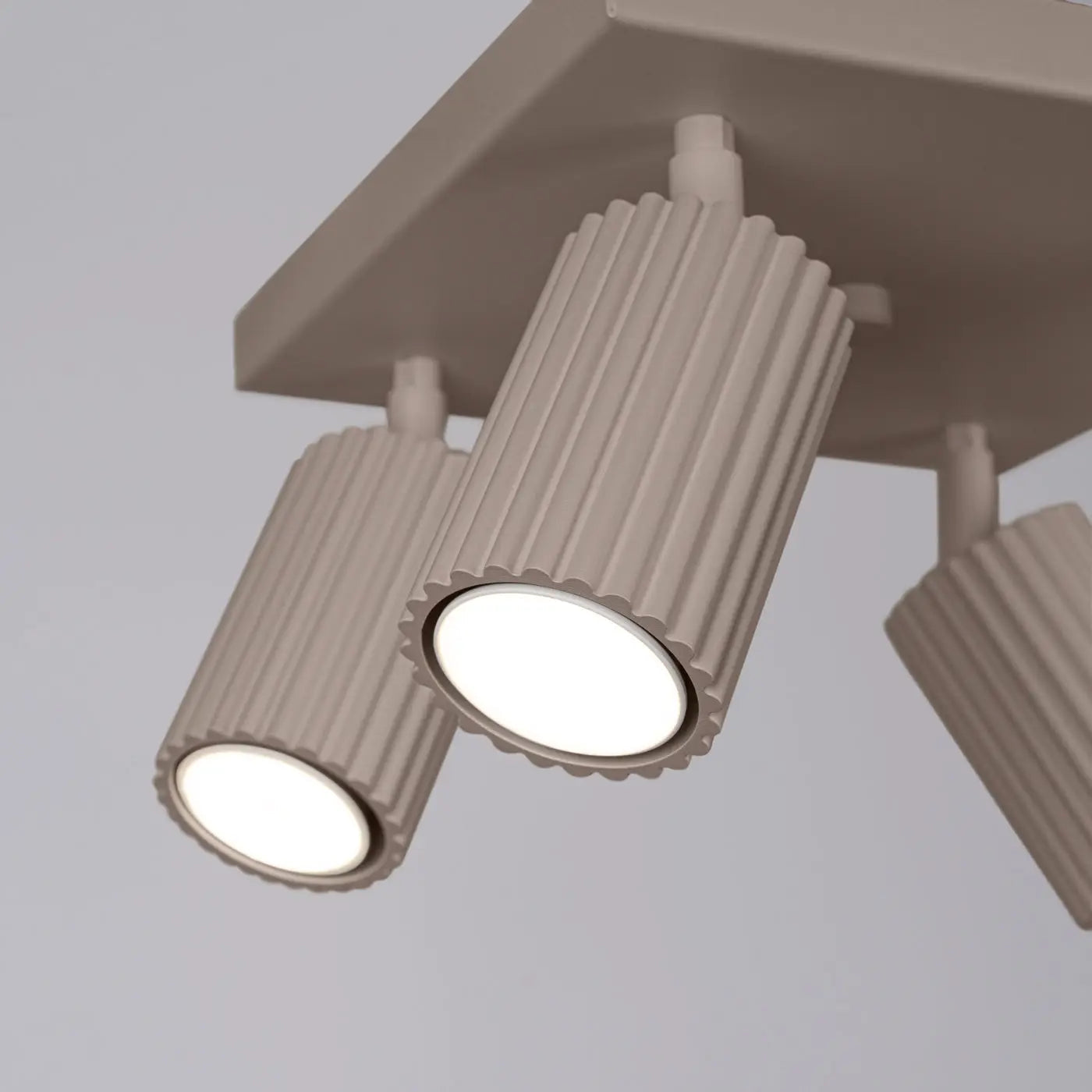 Plafonnier 4 Spots Orientables Platine Carrée Taupe - Dalumea - vue 3