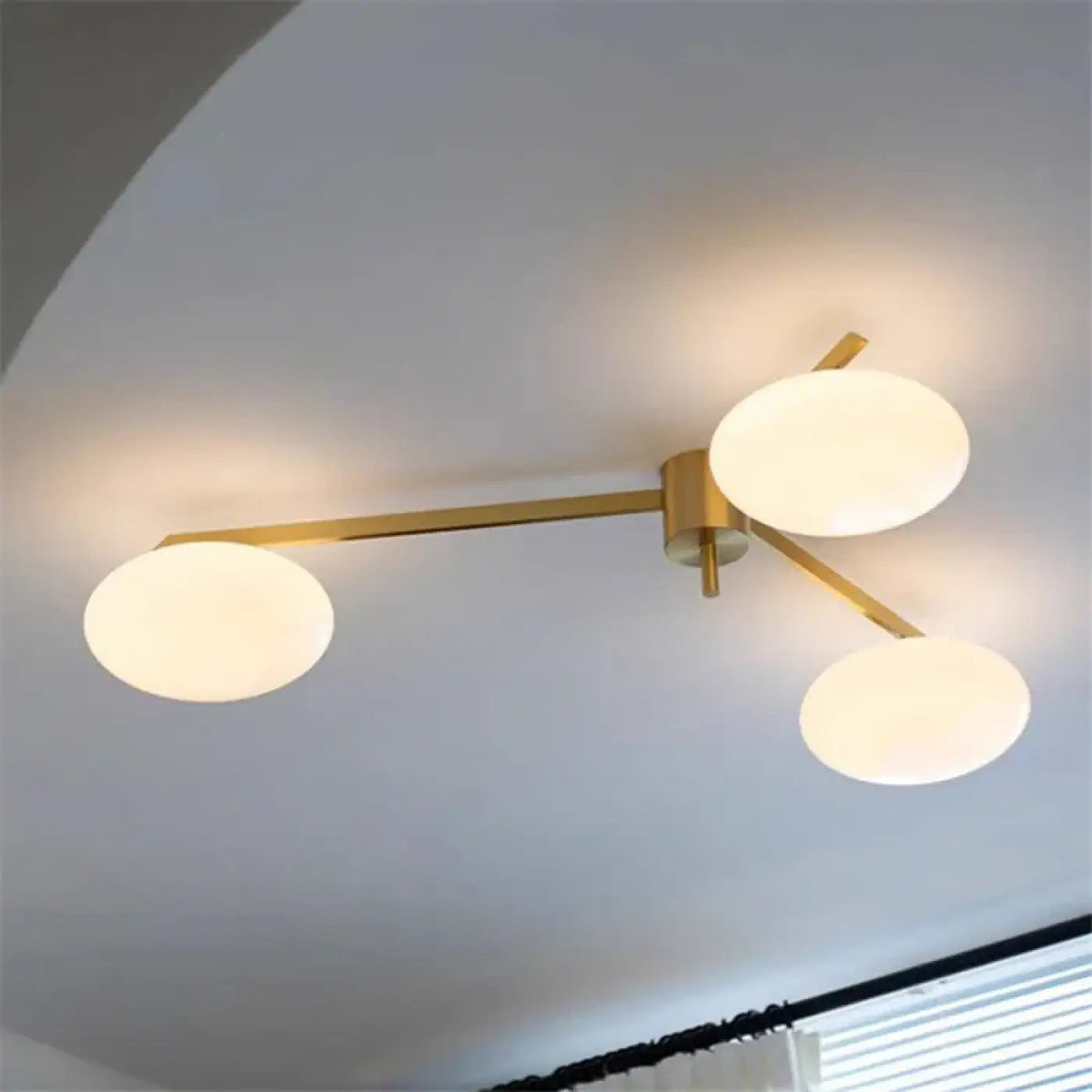 Plafonnier Design Verre Blanc Bras Métal - Dalumea - vue 2