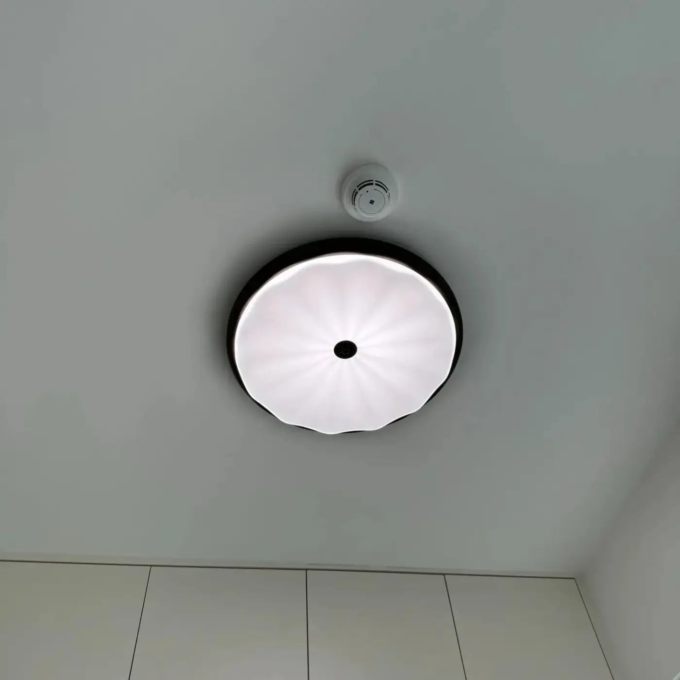 Plafonnier LED Verre Ondulé Blanc - Dalumea - vue 7