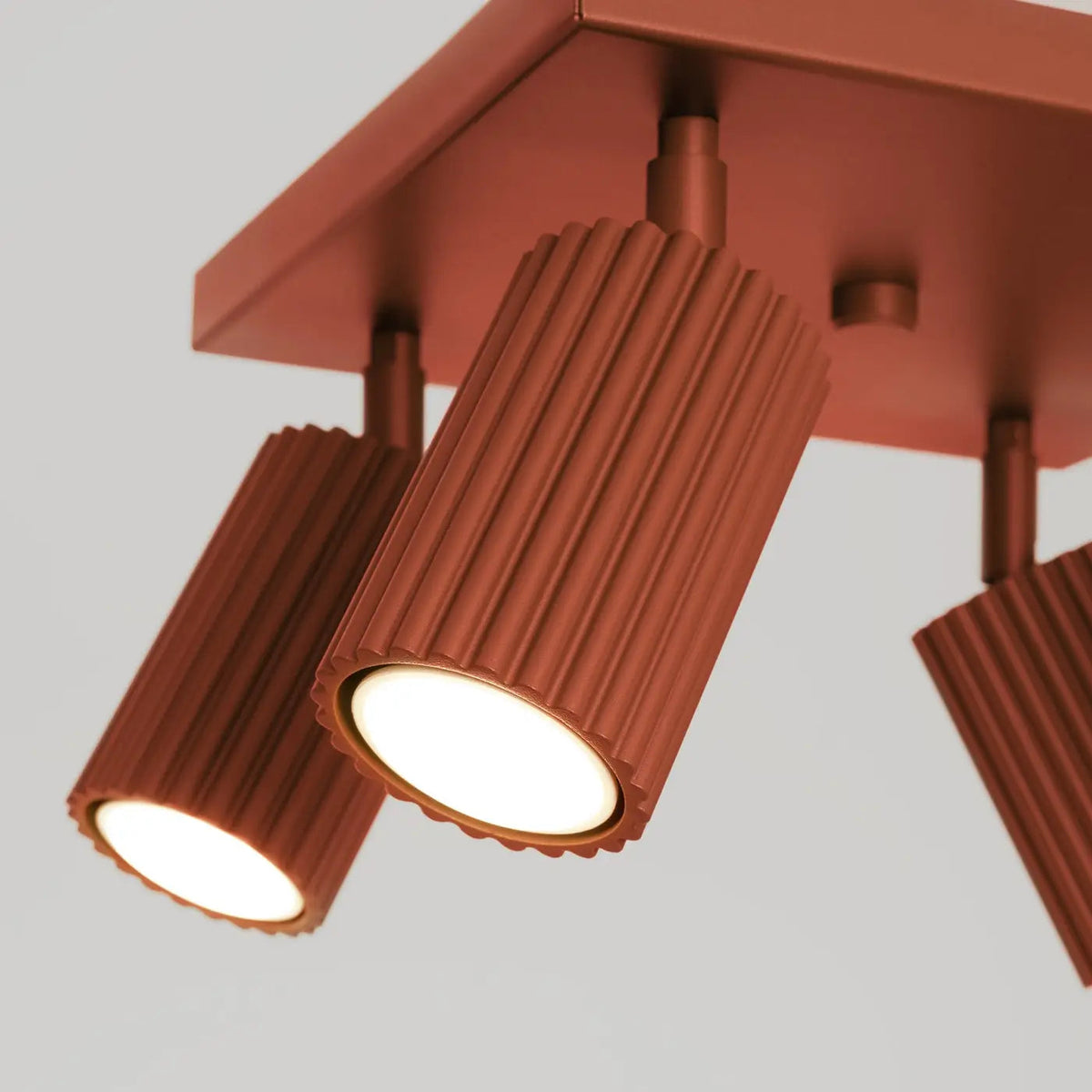 Plafonnier 4 Spots Rouge Ocre - Dalumea - vue 3