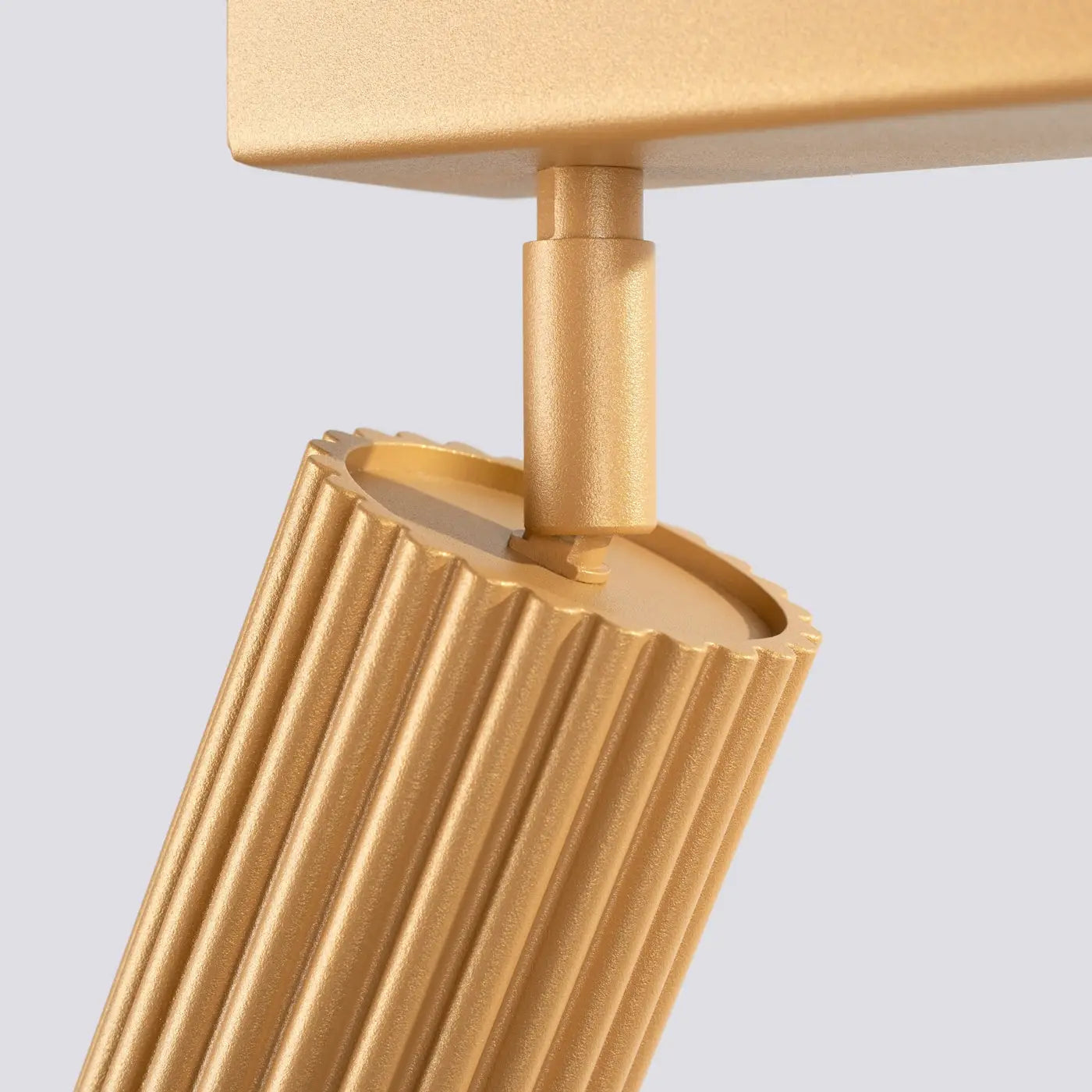 Plafonnier 2 Spots Orientables Doré - Dalumea - vue 7
