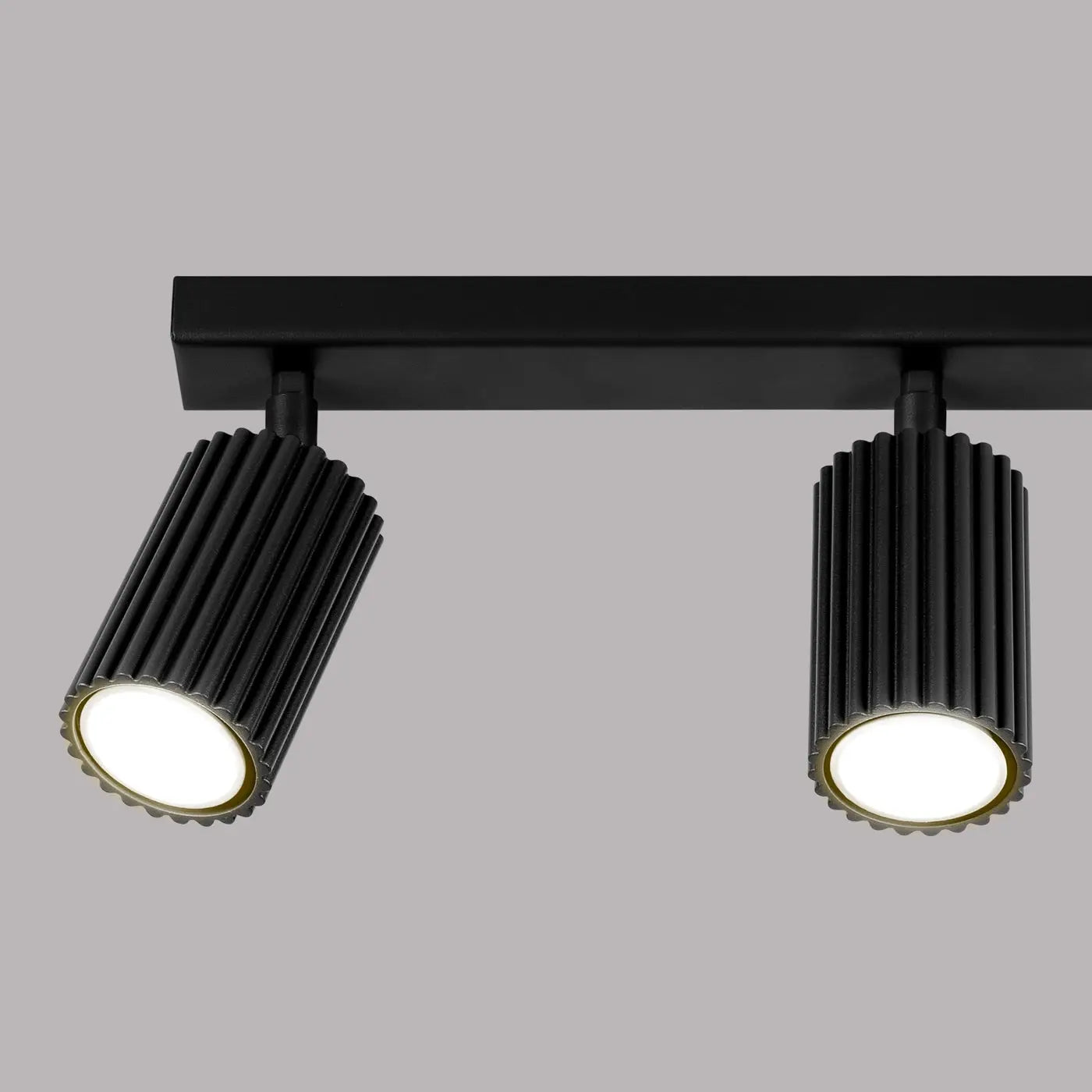 Plafonnier 3 Spots Orientables Cannelé Doré Noir - Dalumea - vue 3